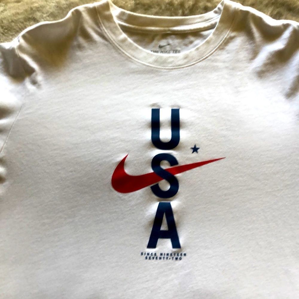 Men’s Nike T-Shirt